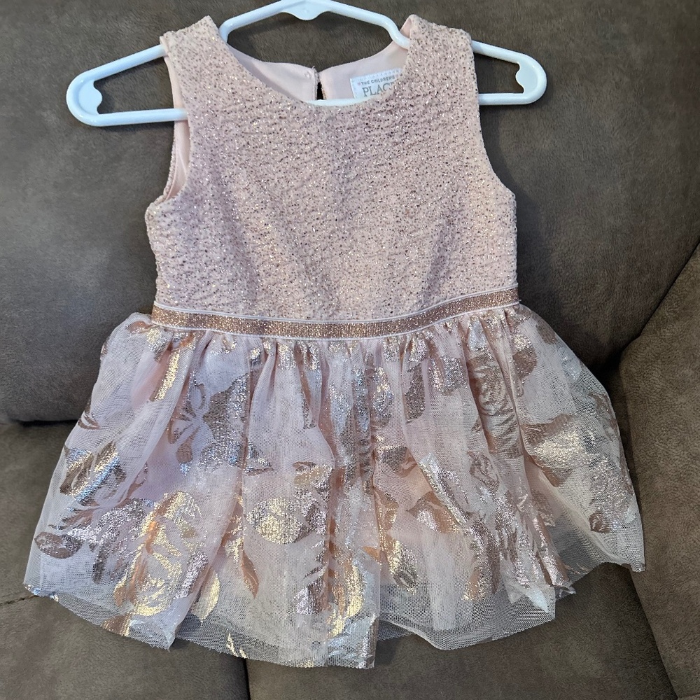 The Children’s Place 9-12m dress